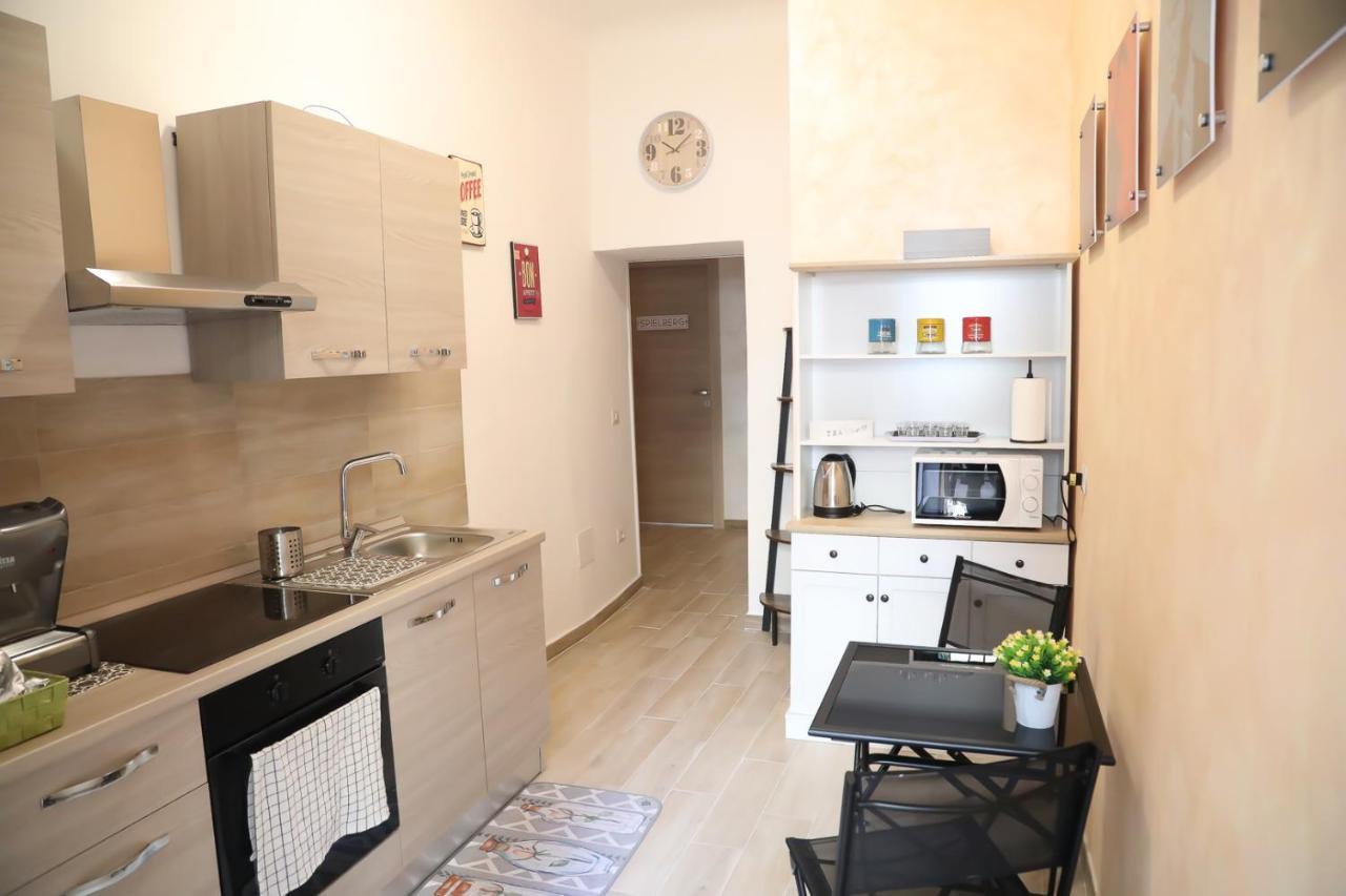 Cinemovie Guesthouse Rome Buitenkant foto