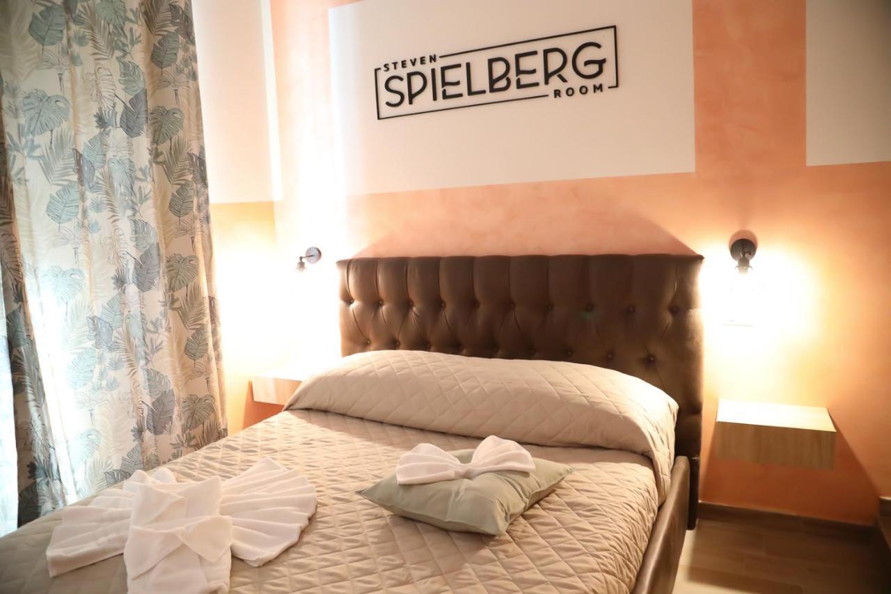 Cinemovie Guesthouse Rome Buitenkant foto